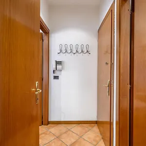 intimo-appartamento-sui-tetti-di-verona.hotelinveneto.com/