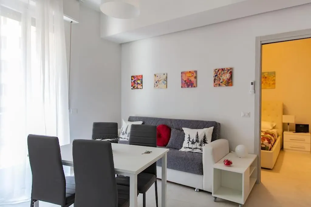 Modern Apartment Near Ponte Vecchio. Firenze